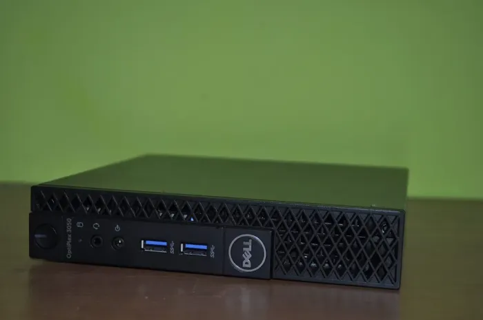 Неттоп Dell OptiPlex 3050 USFF / Intel Core i5-6500T (4 ядра по 2.5 - 3.1 GHz) / 12 GB DDR4 / 240 GB SSD / Intel HD Graphics 530 / Windows 11 Pro б/в - зображення 4