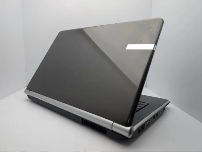 Ноутбук Packard Bell LJ65 / 17.3" (1600x900) TN / Intel Core 2 Duo P8600 (2 ядра по 2.4 GHz) / 6 GB DDR3 / 320 GB HDD / nVidia GeForce GT 130M, 1 GB GDDR3, 128-bit / WebCam / DVD-ROM б/в - зображення 8