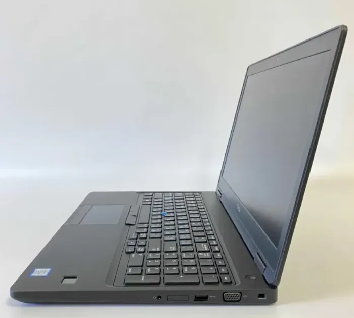 Ігровий ноутбук Dell Latitude 5591 / 15.6" (1920x1080) IPS / Intel Core i7-8850H (6(12) ядер по 2.6-4.3 GHz) / 16GB DDR4 / 512 GB SSD / GeForce MX130, 2 GB GDDR5, 64-bit / WebCam / Fingerprint б/в - зображення 6
