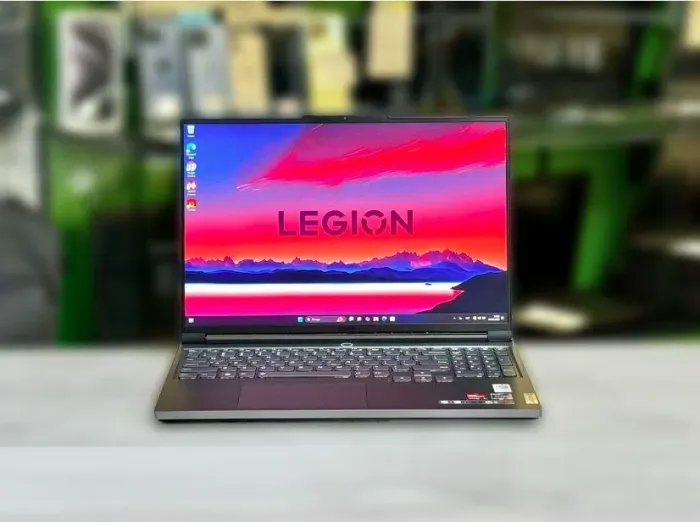 Ігровий ноутбук Lenovo Legion Slim S7 16ARHA7 / 16" (2560x1600) IPS / AMD Ryzen 9 6900HX (8 (16) ядер по 3.3 - 4.9 GHz) / 16 GB DDR5 / 512 GB SSD M.2 / AMD Radeon RX 6800S, 8 GB GDDR6, 128-bit / WebCam / Win 11 Home б/в - зображення 2