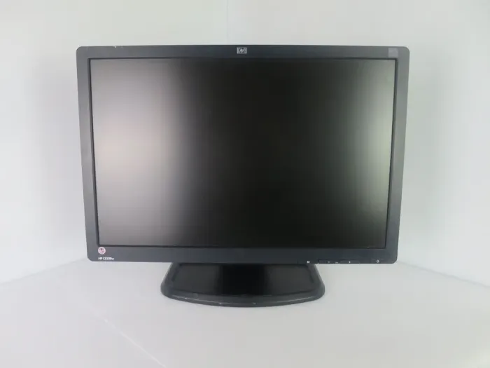 Монітор HP L2208w / 22" (1680x1050) TN / VGA б/в - зображення 2
