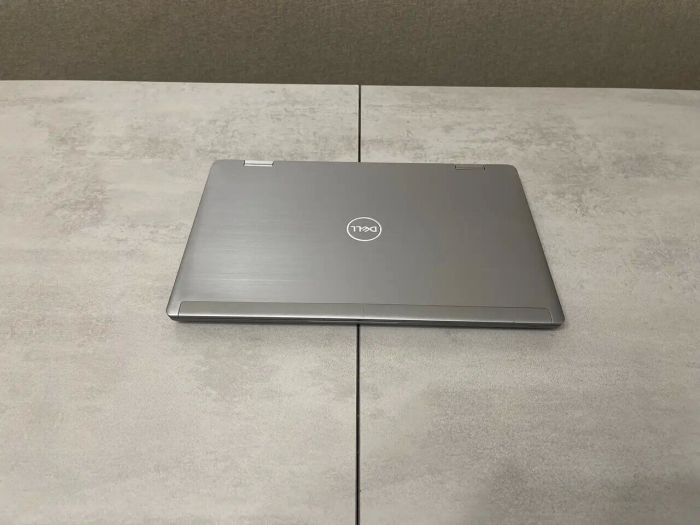 Ультрабук Dell Latitude 7320 / 13.3" (1920x1080) IPS / Intel Core i7-1185G7 (4 (8) ядра по 3.0 - 4.8 GHz) / 32 GB DDR4 / 256 GB SSD M.2 / Intel Iris Xe Graphics / WebCam / USB 3.2 / HDMI б/в - зображення 7