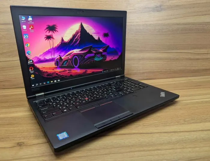 Мобільна робоча станція Б-клас Lenovo ThinkPad P52 / 15.6" (1920x1080) IPS / Intel Xeon E-2176M (6 (12) ядер по 2.7 - 4.4 GHz) / 32 GB DDR4 / 512 GB SSD / nVidia Quadro P2000, 4 GB GDDR5, 128-bit / WebCam / TouchID / Windows 10 б/в - зображення 4