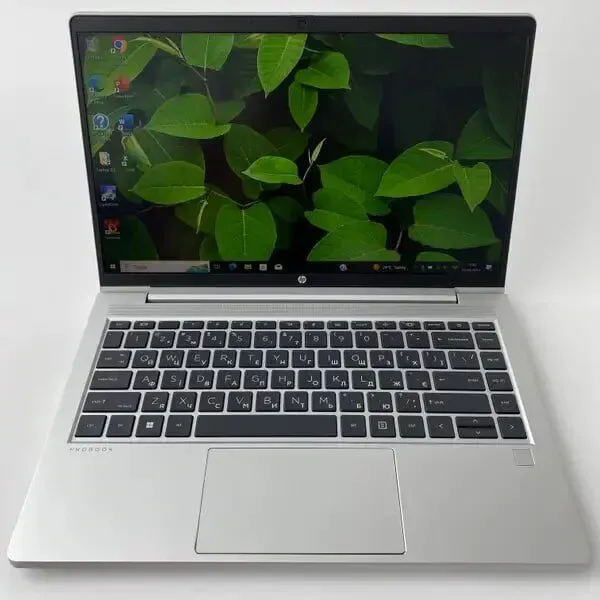 Ультрабук HP ProBook 445 G8 / 14" (1920x1080) IPS / AMD Ryzen 5 5600U (6 (12) ядер по 2.3 - 4.2 GHz) / 16 GB DDR4 / 512 GB SSD / Radeon Vega 7 Graphics / WebCam / Fingerprint б/в - зображення 2