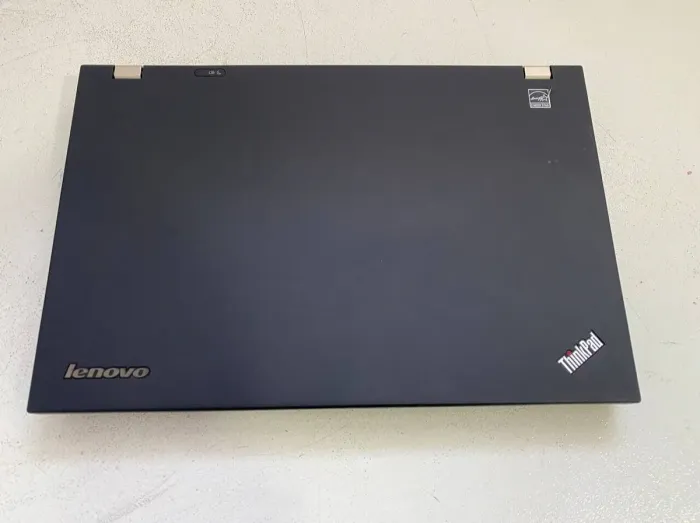 Ноутбук Lenovo ThinkPad T530 / 15.6" (1600x900) TN / Intel Core i5-3320M (2 (4) ядра по 2.6 - 3.3 GHz) / 8 GB DDR3 / 240 GB SSD / Intel HD Graphics 4000 / WebCam / DVD-ROM / VGA б/в - зображення 7
