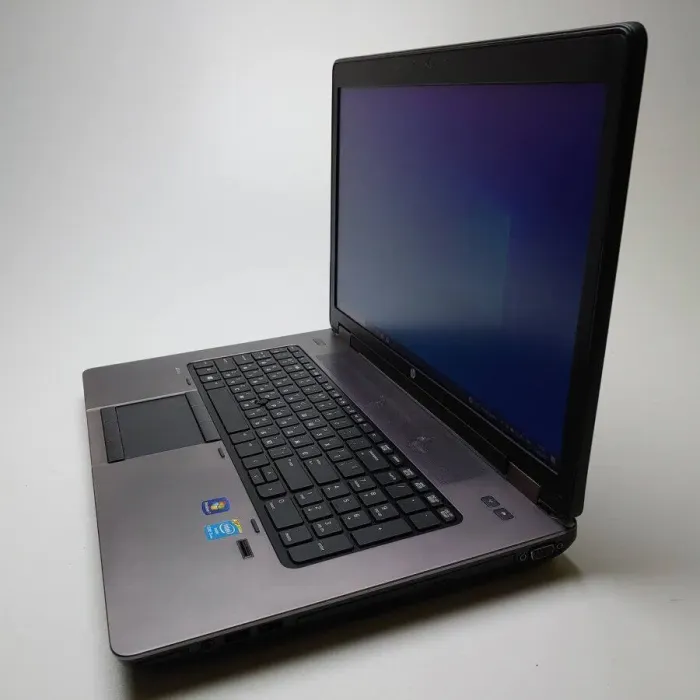 Робоча станція HP ZBook 17 G2 / 17.3" TN / Core i5-4310M (2(4) ядра по 2.7-3.4 GHz) / 16GB DDR3 / 512GB SSD / Quadro K1100M, 2GB GDDR5, 128-bit / WebCam / DVD-ROM / Win10 Pro б/в - зображення 5