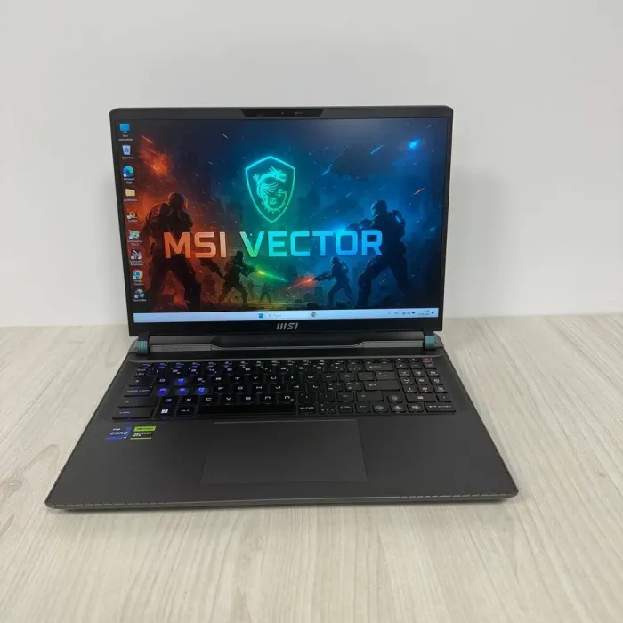 Ігровий ноутбук Б-класу MSI Vector GP68HX 12VH / 16" (1920x1200) IPS / Intel Core i9-12900HX (16 (24) ядер по 3.6 - 5.0 GHz) / 32 GB DDR5 / 1000 GB SSD NVMe / nVidia GeForce RTX 4080, 12 GB GDDR6, 192-bit / WebCam б/в - зображення 2