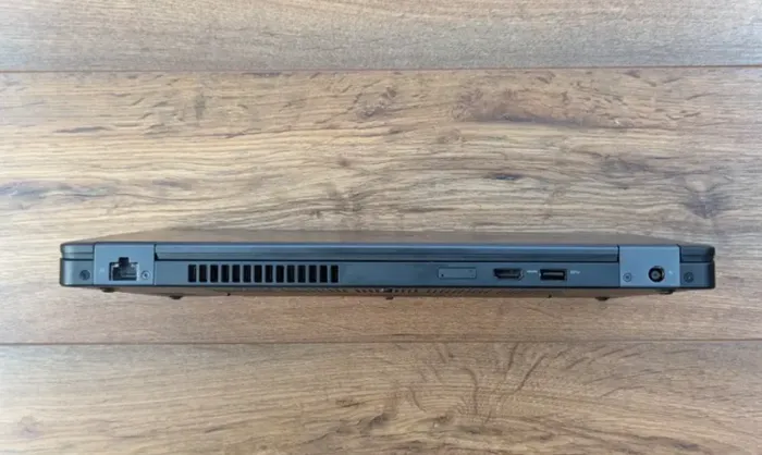 Ультрабук Dell Latitude 5490 / 14" (1366x768) TN / Intel Core i5-8350U (4 (8) ядра по 1.7 - 3.6 GHz) / 8 GB DDR4 / 256 GB SSD / Intel UHD Graphics 620 / WebCam б/в - зображення 6