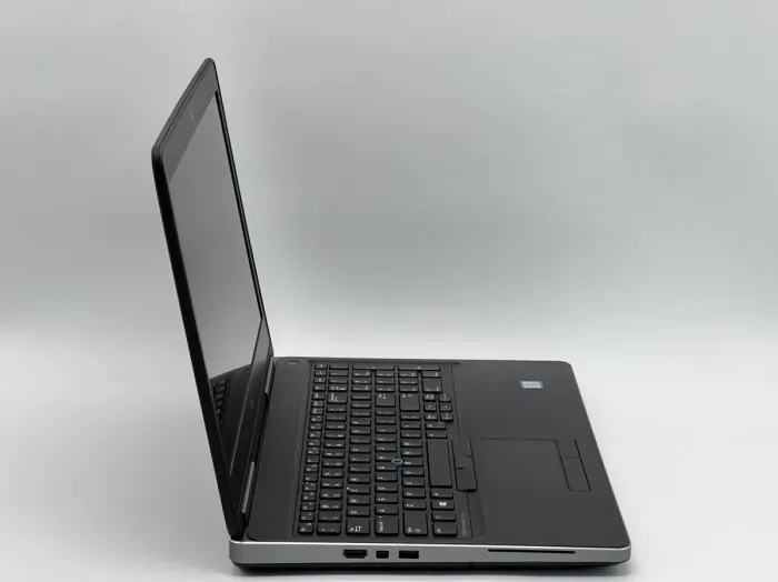 Мобільна робоча станція Dell Precision 7510 / 15.6" (1920x1080) IPS / Intel Core i7-6820HQ (4 (8) ядра по 2.7 - 3.6 GHz) / 16 GB DDR4 / 480 GB SSD / AMD FirePro W5170M, 2 GB GDDR5, 128-bit / WebCam б/в - зображення 3