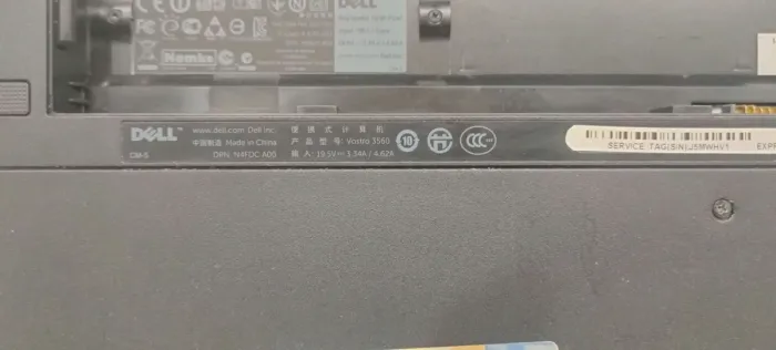 Ноутбук Dell Vostro 3560 / 15.6" (1366x768) TN / Intel Core i5-3210M (2 (4) ядра по 2.5 - 3.1 GHz) / 8 GB DDR3 / 256 GB SSD / AMD Radeon HD 7670M, 1 GB DDR3, 128-bit / WebCam б/в - зображення 8