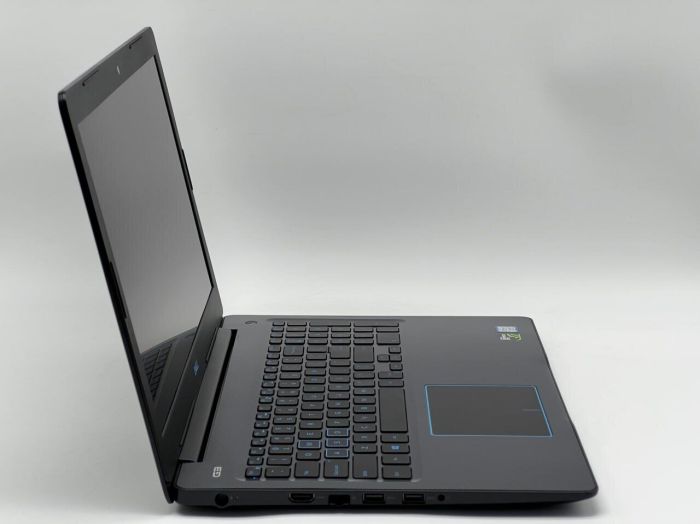 Ігровий ноутбук Dell G3 3579 / 15.6" (1920x1080) IPS / Intel Core i7-8750H (6 (12) ядер по 2.2 - 4.1 GHz) / 16 GB DDR4 / 240 GB SSD + 1000 GB HDD / nVidia GeForce GTX 1050 Ti, 4 GB GDDR5, 128-bit / WebCam б/в - зображення 3