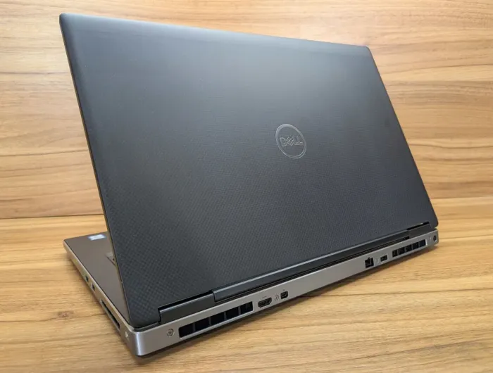 Мобільна робоча станція Dell Precision 7740 / 17.3" (1920x1080) IPS / Intel Xeon E-2276M (6 (12) ядер по 2.8 - 4.7 GHz) / 32 GB DDR4 / 1000 GB SSD / nVidia Quadro RTX 4000, 8 GB GDDR6, 256-bit / WebCam / HDMI / Windows 10 б/в - зображення 6