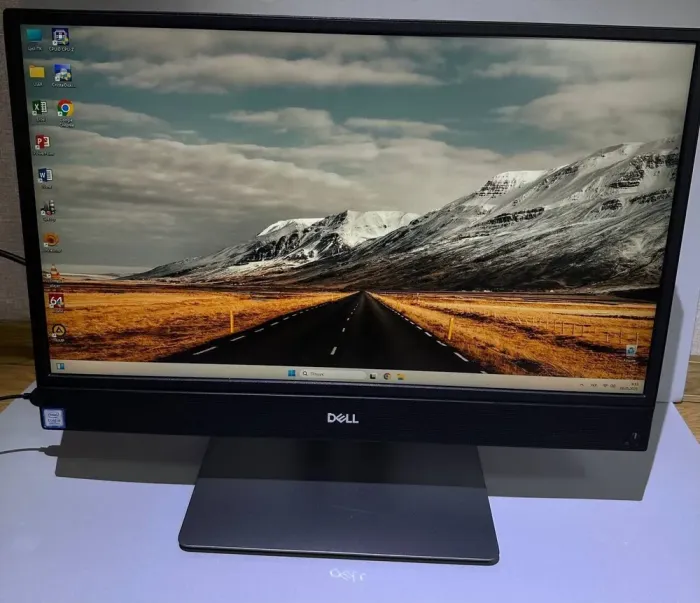 Моноблок Dell OptiPlex 5260 AIO / 21.5" (1920x1080) IPS / Intel Core i5-8500 (6 ядер по 3.0 - 4.1 GHz) / 16 GB DDR4 / 256 GB SSD + 500 GB HDD / Intel UHD Graphics 630 / WebCam б/в - зображення 3