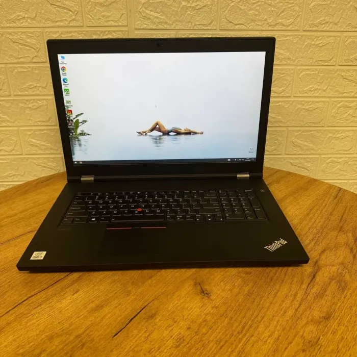 Мобільна робоча станція Б-клас Lenovo ThinkPad P17 Gen 1 / 17.3" (1920x1080) IPS / Intel Core i7-10750H (6 (12) ядер по 2.6 - 5.0 GHz) / 16 GB DDR4 / 256 GB SSD NVMe / nVidia Quadro T1000, 4 GB DDR5, 128-bit / WebCam б/в - зображення 2