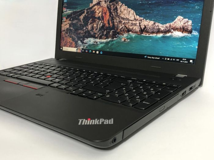 Ноутбук Б-клас Lenovo ThinkPad E550 / 15.6" (1920x1080) TN / Intel Core i5-5200U (2 (4) ядра по 2.2 - 2.7 GHz) / 8 GB DDR3 / 192 GB SSD / Intel HD Graphics 5500 / WebCam / DVD-ROM / Win 10 Pro б/в - зображення 9