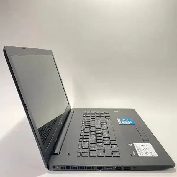 Ноутбук HP Laptop 17-bs049dx / 17.3" (1600x900) TN / Intel Core i5-7200U (2 (4) ядра по 2.5 - 3.1 GHz) / 16 GB DDR4 / 256 GB SSD / Intel HD Graphics 620 / WebCam / HDMI б/у - зображення 4