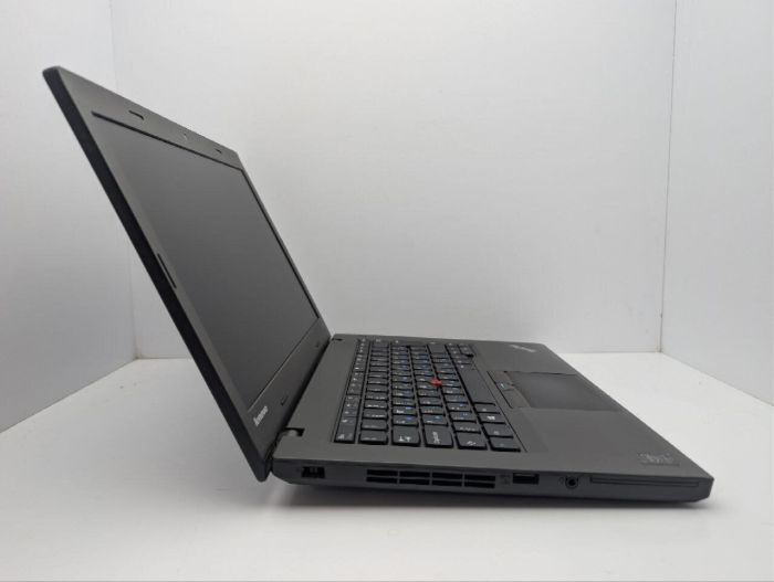 Ноутбук Lenovo ThinkPad L450 / 14" (1600x900) TN / Intel Core i5-4300U (2 (4) ядра по 1.9 - 2.9 GHz) / 8 GB DDR3 / 128 GB SSD / Intel HD Graphics 4400 / WebCam б/в - зображення 4