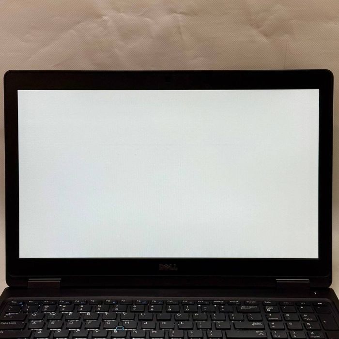 Ноутбук Б-клас Dell Latitude 5580 / 15.6" (1920x1080) IPS / Intel Core i5-7440HQ (4 ядра по 2.8 - 3.8 GHz) / 8 GB DDR4 / 240 GB SSD / Intel HD Graphics 630 / WebCam / Windows 10 Pro б/в - зображення 6