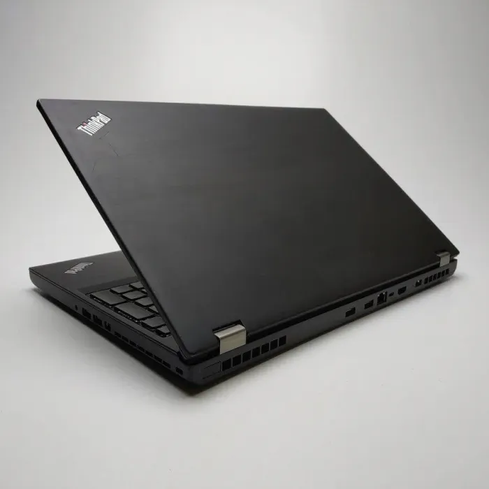 Робоча станція Lenovo ThinkPad P50 / 15.6" IPS / Core i7-6700HQ (4(8) ядра по 2.6-3.5 GHz) / 8GB DDR4 / 250GB SSD / Quadro M1000M, 2GB GDDR5, 128-bit / WebCam /Win 10 Pro б/в - зображення 7