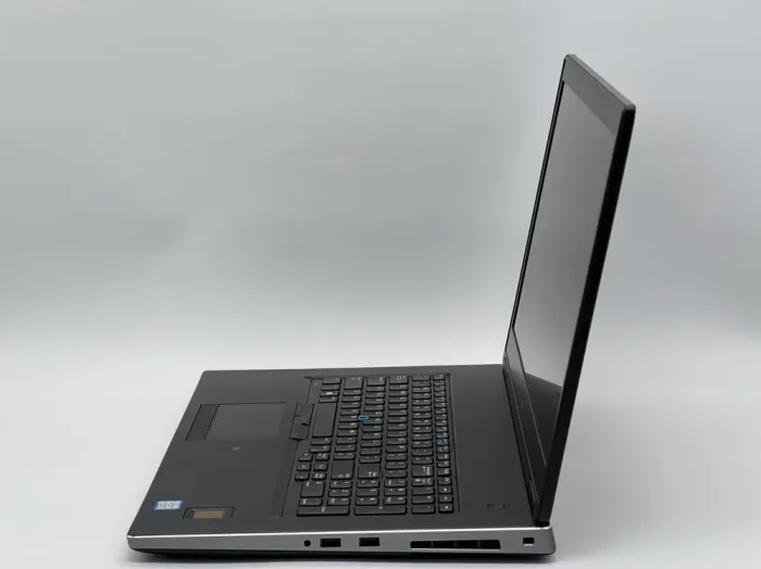 Мобільна робоча станція Dell Precision 7730 / 17.3" (1920x1080) IPS / Intel Core i5-8400H (4 (8) ядра по 2.5 - 4.2 GHz) / 16 GB DDR4 / 480 GB SSD / nVidia Quadro P3200, 6 GB GDDR5, 192-bit б/в - зображення 4