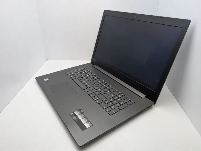 Ноутбук Lenovo V320-17 / 17.3" (1600x900) TN / Intel Core i3-7130U (2 (4) ядра по 2.7 GHz) / 8 GB DDR4 / 240 GB SSD / Intel HD Graphics 620 / WebCam / DVD-ROM б/в - зображення 7