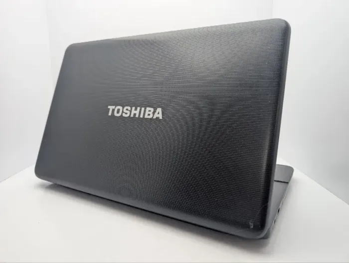 Ноутбук Toshiba Satellite C870D / 17.3" (1600x900) TN / AMD E1-1200 (2 ядра по 1.4 GHz) / 6 GB DDR3 / 120 GB SSD / AMD Radeon HD 7330, 1 GB GDDR3, 64-bit / WebCam б/в - зображення 8