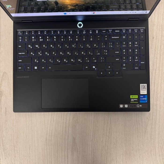 Ігровий ноутбук Lenovo Legion 5 15IRX10 / 15,6" (2560x1440) OLED / Intel Core i7-13650HX (14 (20) ядер по 2,6 - 4,9 ГГц) / 32 ГБ DDR5 / 1000 ГБ SSD / nVidia GeForce RTX 5060, 8 ГБ GDDR7, 128-біт / Веб-камера б/в - зображення 3
