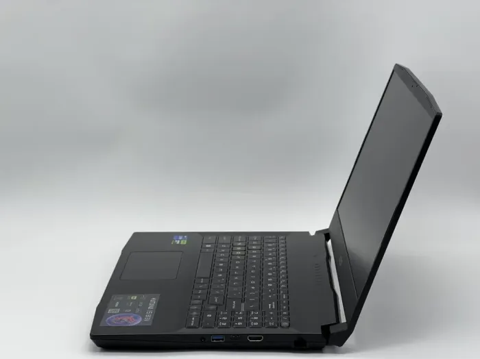 Ігровий ноутбук MSI Katana 15 B13VEK / 15.6" (1920x1080) IPS / Intel Core i7-13620H (10 (16) ядер по 3.6 - 4.9 GHz) / 16 GB DDR5 / 960 GB SSD / nVidia GeForce RTX 4050, 6 GB GDDR6, 96-bit / WebCam б/в - зображення 4