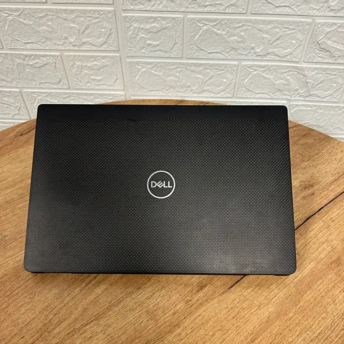 Ультрабук Б-клас Dell Latitude 7410 / 14" (1920x1080) TN Touch / Intel Core i7-10610U (4 (8) ядра по 1.8 - 4.9 GHz) / 16 GB DDR4 / 256 GB SSD / Intel UHD Graphics / WebCam б/в - зображення 3