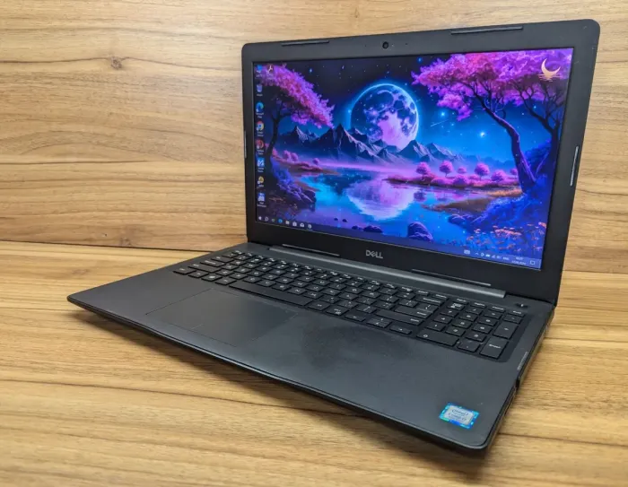 Ноутбук Б-клас Dell Latitude 3590 / 15.6" (1920x1080) IPS / Intel Core i7-8550U (4 (8) ядра по 1.8 - 4.0 GHz) / 16 GB DDR4 / 480 GB SSD / AMD Radeon 530, 2 GB GDDR5, 64-bit / WebCam / Windows 10 б/в - зображення 5