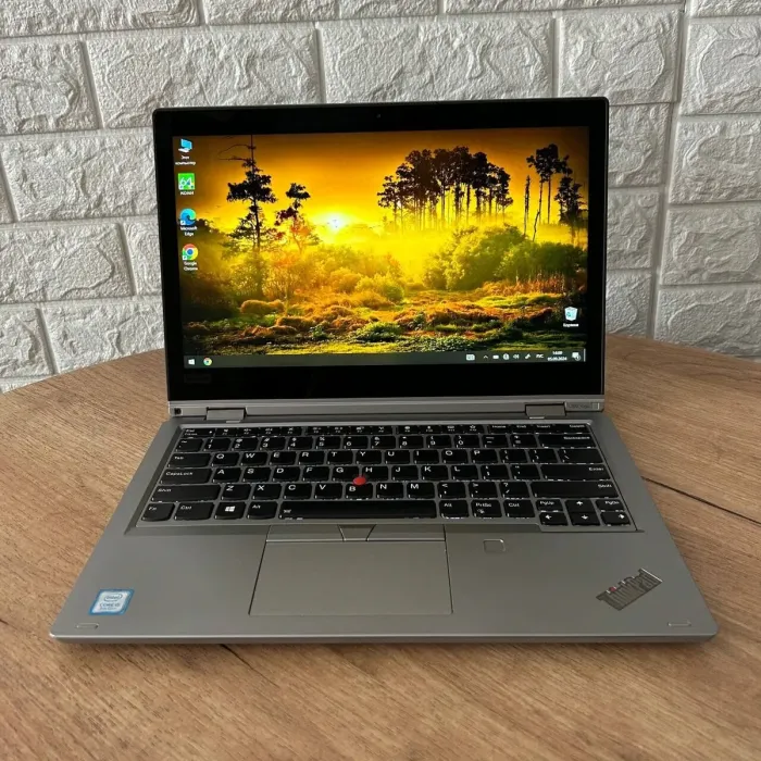 Ультрабук Lenovo ThinkPad L390 Yoga / 13.3" (1920x1080) IPS Touch / Intel Core i5-8265U (4 (8) ядра по 1.6 - 3.9 GHz) / 8 GB DDR4 / 256 GB SSD / Intel UHD Graphics / WebCam б/в - зображення 2