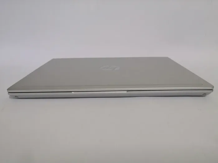 Ультрабук HP ProBook 430 G6 / 13.3" (1366x768) TN / Intel Core i3-8145U (2 (4) ядра по 2.1 - 3.9 GHz) / 8 GB DDR4 / 128 GB SSD / Intel UHD Graphics / WebCam / Windows 10 Pro б/в - зображення 6