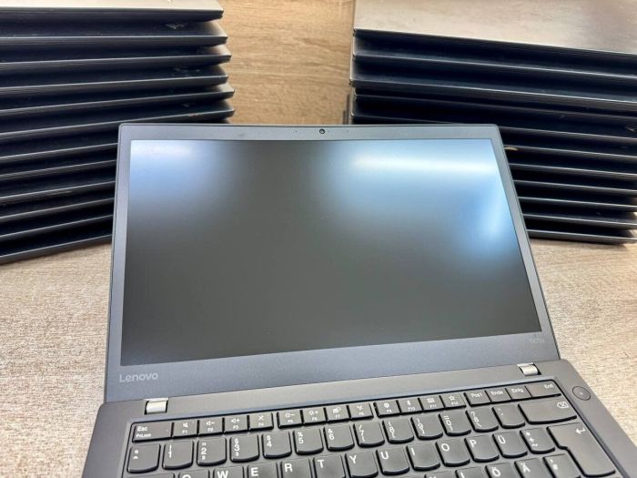 Ультрабук Lenovo ThinkPad T470s / 14" (1920x1080) TN / Intel Core i5-7300U (2 (4) ядра 2,6 - 3,5 ГГц) / 8 ГБ DDR4 / 120 ГБ SSD / Intel HD Graphics 620 / Веб-камера / Два АКБ / Windows 10 Pro б/в - зображення 3