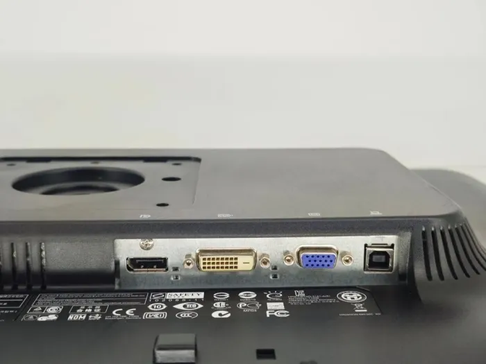 Монітор HP Compaq LA2306x B-Class / 23" (1920x1080) IPS / 1x DP, 1x DVI, 1x VGA, 2x USB 2.0 / VESA 100x100 / Поворотний / Без підставки б/в - зображення 4