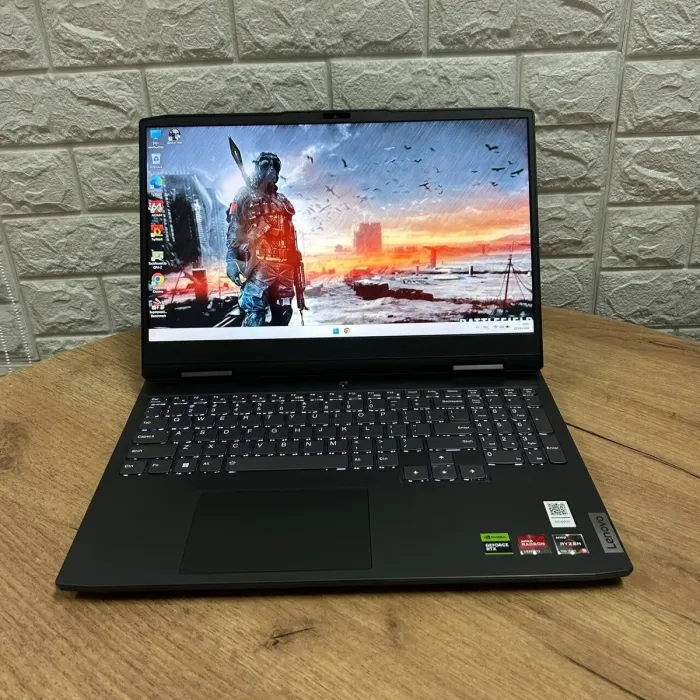 Ігровий ноутбук Lenovo IdeaPad Gaming 3 15ARH7 / 15.6" (1920x1080) IPS / AMD Ryzen 5 7535HS (6 (12) ядер по 3.3 - 4.55 GHz) / 8 GB DDR5 / 512 GB SSD / nVidia GeForce RTX 2050, 4 GB GDDR6, 64-bit / WebCam б/в - зображення 2