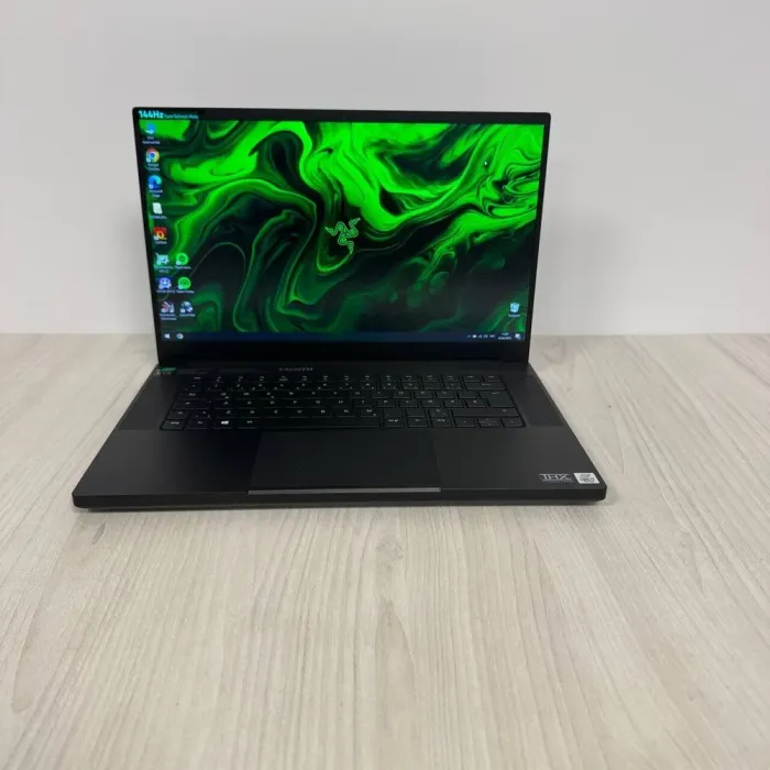 Ігровий ноутбук Razer Blade 15 RZ09-0369 / 15.6" (1920x1080) IPS / Intel Core i7-10750H (6 (12) ядер по 2.6 - 5.0 GHz) / 16 GB DDR4 / 512 GB SSD NVMe / nVidia GeForce RTX 3070, 6 GB GDDR6, 256-bit / WebCam б/в - зображення 2