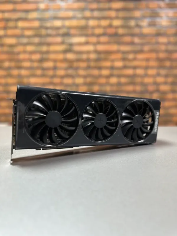 Дискретна відеокарта XFX Radeon RX 6900 XT Speedster MERC 319, 16 GB GDDR6, 256-bit / 1x HDMI, 3x DisplayPort / (RX-69XTAQ VZ.0) б/в - зображення 2