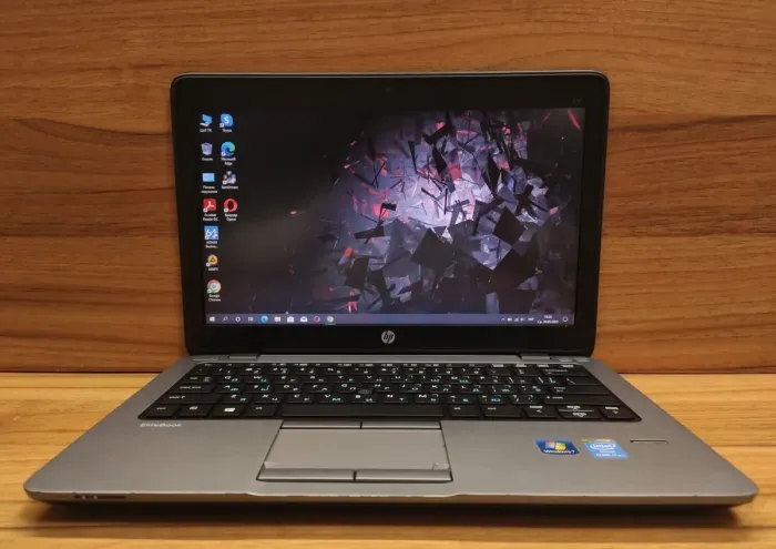 Нетбук Б-клас HP EliteBook 820 G1 / 12.5" (1366x768) TN / Intel Core i7-4600U (2 (4) ядра по 2.1 - 3.3 GHz) / 8 GB DDR3 / 240 GB SSD / Intel HD Graphics 4400 / WebCam / HDMI б/в - зображення 2