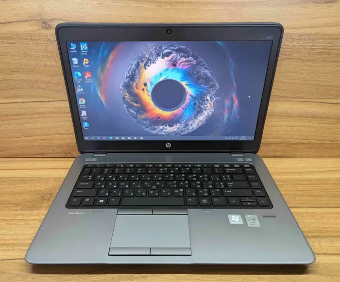 Ноутбук HP EliteBook 840 G1 / 14" (1366x768) TN / Intel Core i7-4600U (2 (4) ядра по 2.1 - 3.3 GHz) / 8 GB DDR3 / 240 GB SSD / Intel HD Graphics 4400 / Fingerprint / WebCam / Windows 10 б/в - зображення 2