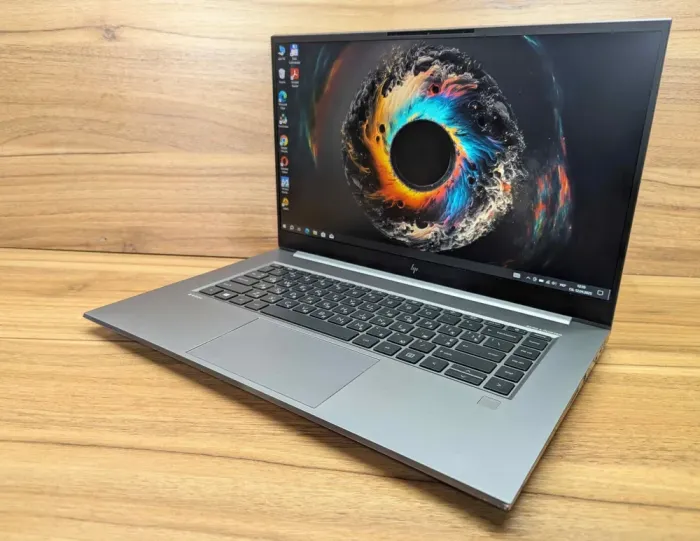 Мобільна робоча станція HP zBook Studio G7 / 15.6" (1920x1080) IPS / Intel Core i9-10885H (8 (16) ядер по 2.4 - 5.3 GHz) / 32 GB DDR4 / 1000 GB SSD / nVidia Quadro RTX 3000, 6 GB GDDR6, 192-bit / WebCam / TouchID / Windows 10 б/в - зображення 5