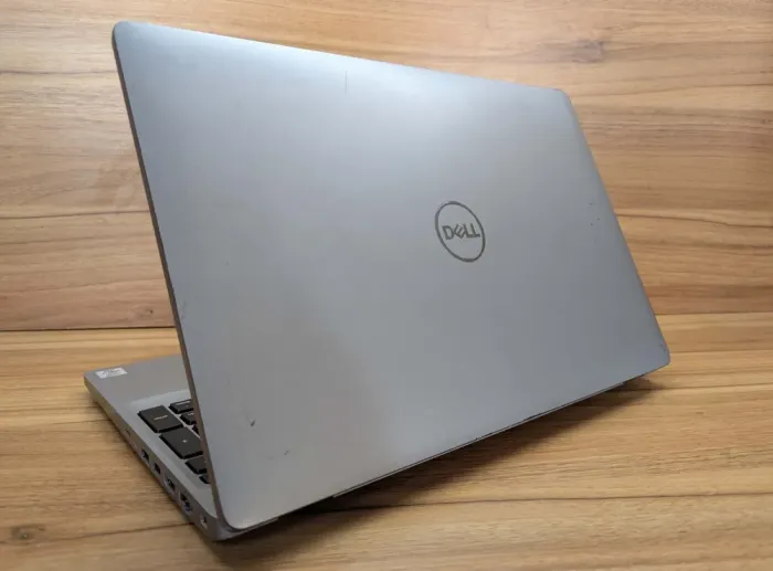 Мобільна робоча станція Dell Precision 3550 / 15.6" (1920x1080) IPS / Intel Core i7-10610U (4 (8) ядра по 1.8 - 4.9 GHz) / 16 GB DDR4 / 512 GB SSD / nVidia Quadro P520, 2 GB GDDR5, 64-bit / WebCam / Windows 11 б/в - зображення 7