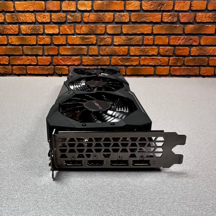Дискретна відеокарта Gigabyte GeForce RTX 2070 Super Gaming OC, 8 GB GDDR6, 256-bit / 1x HDMI, 3x DisplayPort, 1x USB Type-C / (Gaming OC-8GD rev1.0) б/в - зображення 3