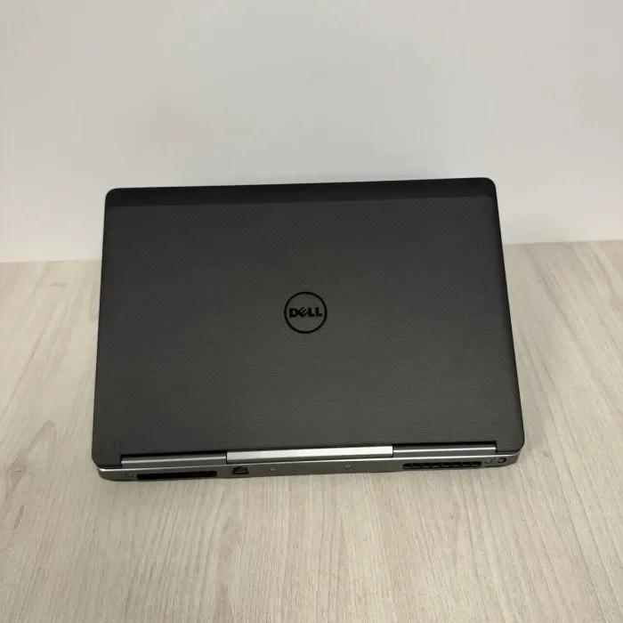 Робоча станція Dell Precision 7510 / 15,6" (1920x1080) IPS / Intel Core i7-6820HQ (4 (8) ядра по 2,7 - 3,6 ГГц) / 16 ГБ DDR4 / 256 ГБ SSD / nVidia Quadro M1000M, 2 ГБ GDDR5, 128-біт / Веб-камера б/в - зображення 8