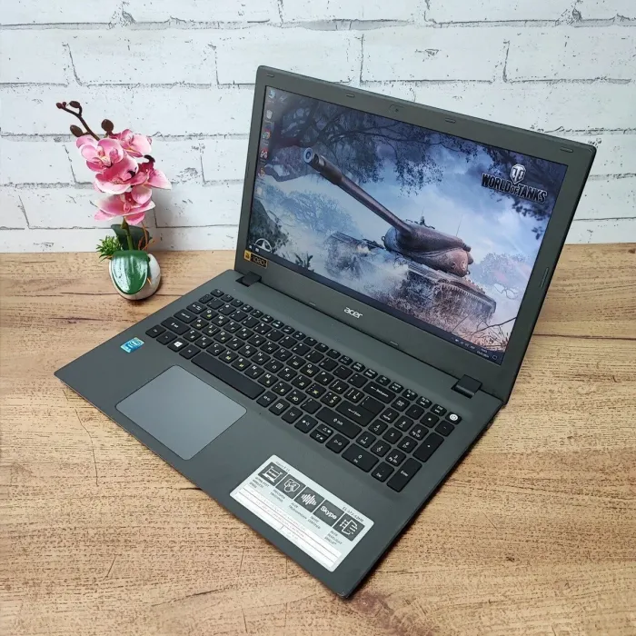 Ноутбук Б-клас Acer Aspire E5-573 / 15.6" (1920x1080) TN / Intel Core i5-4210U (2 (4) ядра по 1.7 - 2.7 GHz) / 8 GB DDR3 / 128 GB SSD / Intel HD Graphics 4400 / WebCam / VGA б/в - зображення 4