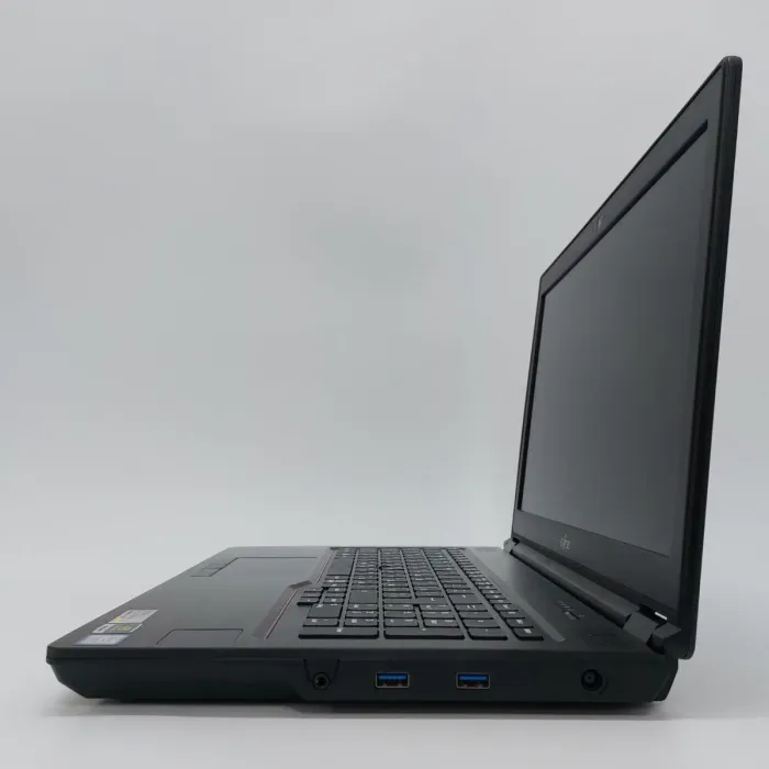 Мобільна робоча станція Fujitsu Celsius H780 / 15,6" (1920x1080) IPS / Intel Core i7-8750H (6 (12) ядер по 2.2 - 4.1 GHz) / 32 GB DDR4 / 512 GB SSD / nVidia Quadro P600, 4 GB GDDR5, 128-bit / WebCam б/в - зображення 5