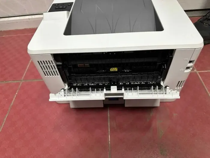 Принтер HP LaserJet Pro M404dw / Лазерний монохромний друк / 1200x1200 dpi / A4 / 38 стор/хв / USB 2.0, Ethernet, WiFi / Дуплекс б/в - зображення 5