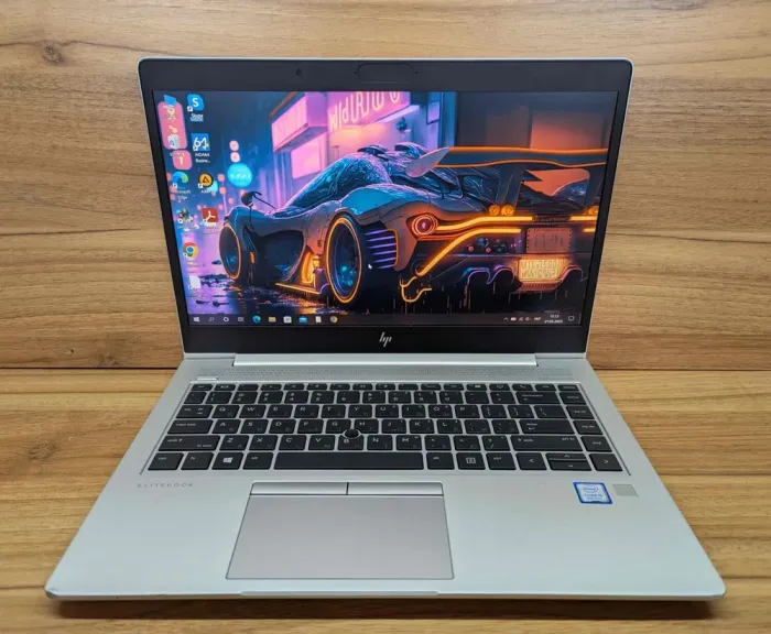 Ультрабук Б-клас HP EliteBook 840 G5 / 14" (1920x1080) IPS / Intel Core i5-8350U (4 (8) ядра по 1.7 - 3.6 GHz) / 16 GB DDR4 / 512 GB SSD / Intel UHD Graphics 620 / TouchID / WebCam / Windows 10 б/в - зображення 2
