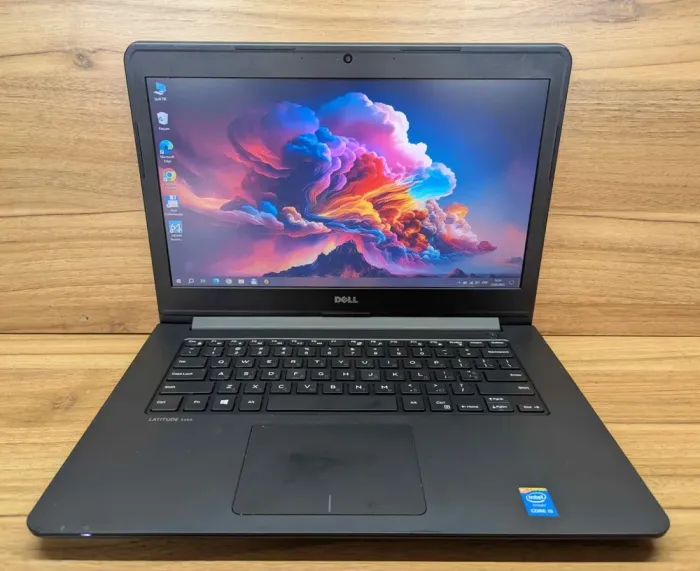 Ноутбук Б-клас Dell Latitude 3450 / 14" (1366x768) TN / Intel Core i5-5200U (2 (4) ядра по 2.2 - 2.7 GHz) / 8 GB DDR3 / 240 GB SSD / Intel HD Graphics 5500 / WebCam / Windows 10 б/в - зображення 2