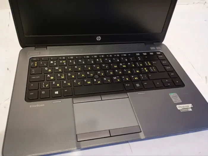 Ноутбук Б-клас HP EliteBook 840 G1 / 14" (1600x900) TN / Intel Core i5-4300U (2 (4) ядра по 1.9 - 2.9 GHz) / 8 GB DDR3 / 180 GB SSD / Intel HD Graphics 4400 / WebCam / Win 10 Pro б/в - зображення 8