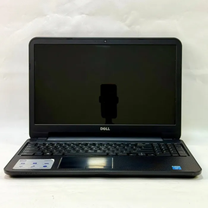 Ноутбук Б-клас Dell Inspiron 3537 / 15.6" (1366x768) TN / Intel Core i3-4010U (2 (4) ядра по 1.7 GHz) / 8 GB DDR3 / 500 GB HDD / Intel HD Graphics 4400 / WebCam / DVD-ROM / Windows 10 Pro б/в - зображення 4